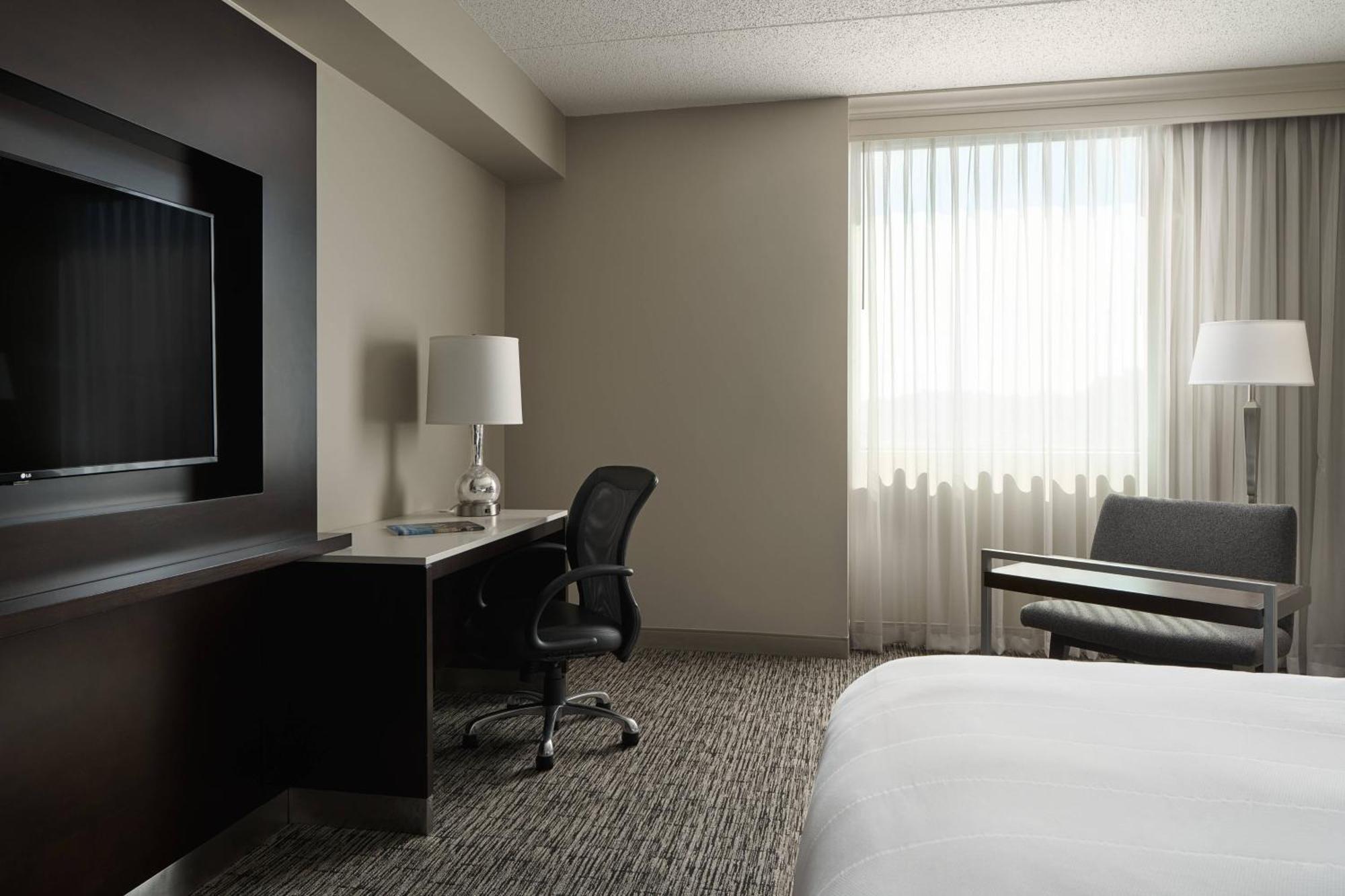 คลีฟแลนด์ แมริออทอีสต์ Hotel Warrensville Heights ภายนอก รูปภาพ